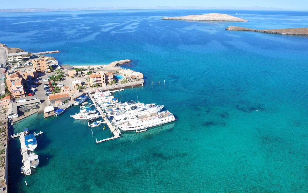 Club Cantamar Beach Hotel & Marina La Paz Exterior photo